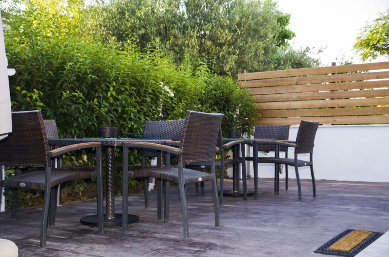 Nea Kallikrateia Villa Athina 1St Floor מראה חיצוני תמונה